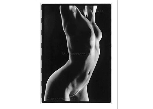 k&uuml;nstlerische Aktfotografie mit Titel: "Studioblitz" von Bildermann.de, Dresden/Germany