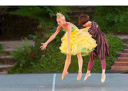 Probenfoto von "Pucks Sommernachtsträume" - ein Balettst&uuml;ck der Landeb&uuml;hnen Sachsen von Rainer Feistel, gespielt in den Felsenb&uuml;hnen Rathen im Juli/August 2012